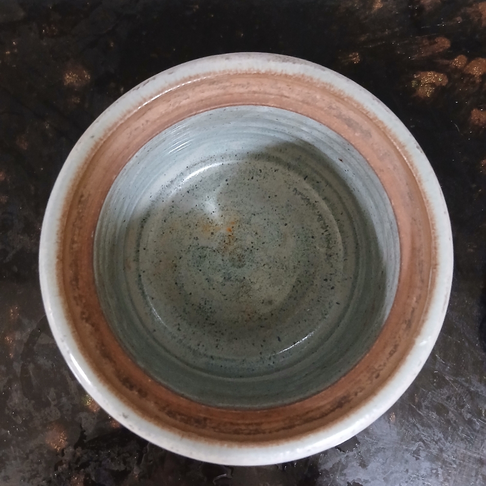 Pottery Handcrafted - Picture 3 of 4
